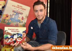 Louis Talpe leest voor uit zijn kinderboek